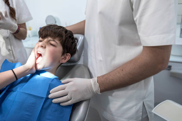 Best Emergency Root Canal Treatment in Lakewood, IL